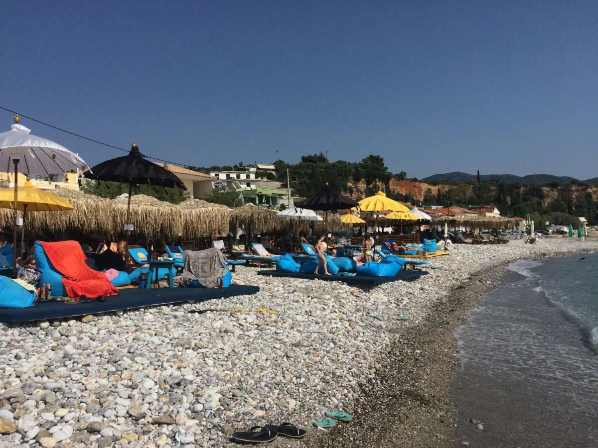 Апартаменти Agali 1 Mesonet In Front Of The Sea Akrogiali Екстер'єр фото